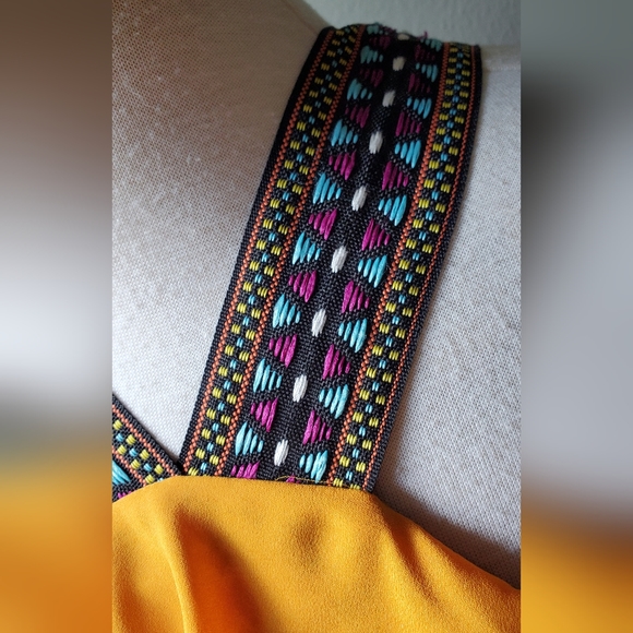 NWT Yellow Ruffle Dress Large - Picture 4 of 6